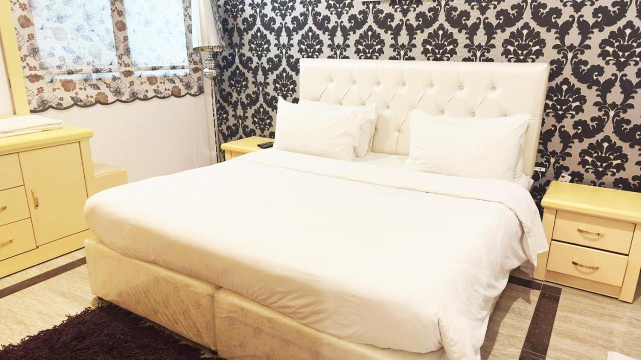 Hotel Leaders Plaza Salmiya Kuwait City Bagian luar foto